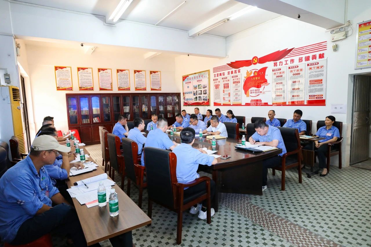 多盈体育【中国】召开第四届职工代表大会第一次会议63.jpg