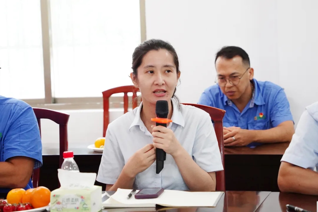 多盈体育【中国】召开“七一”座谈会10.jpg